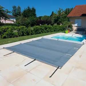 Piscina esterna - copertura a barre