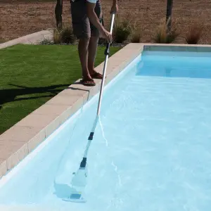 Aspirapolvere a batteria per piscina-3